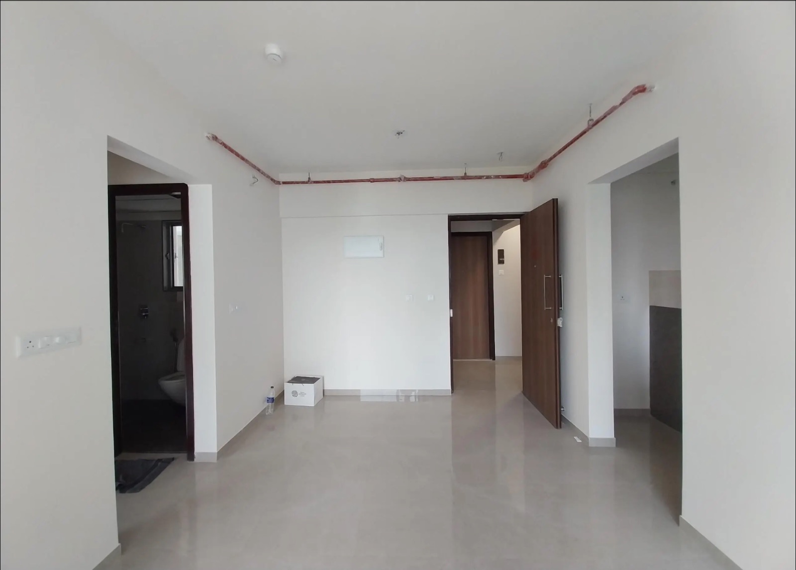 3 BHK Flat in Ajnara Homes – photo 3
