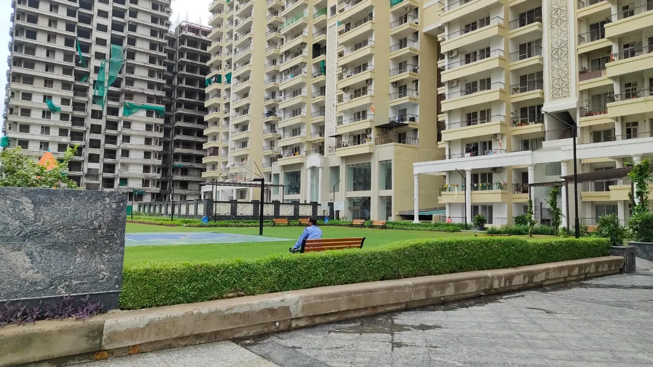 3 BHK Flat for Sale in Mahagun Mywoods, Sector 16C Greater Noida West – Resale – Exterior view